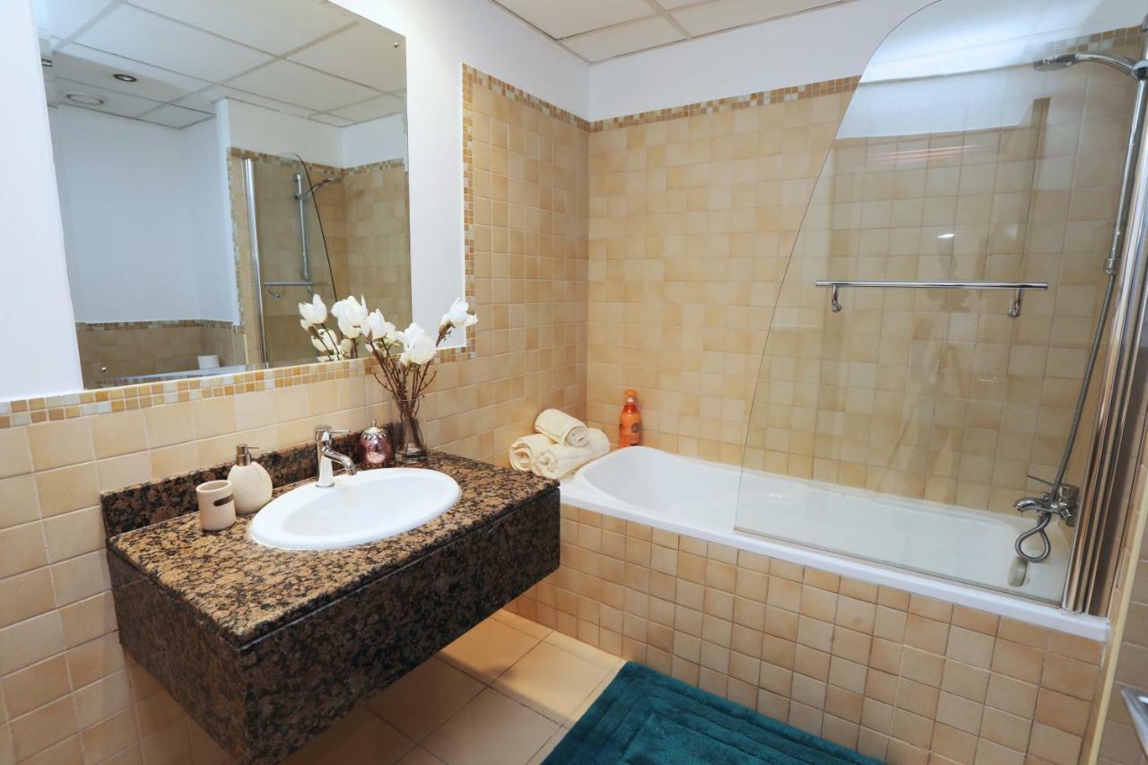 Luxury Casa - Marvel Sea View Jbr 2br Apartment